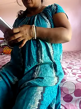 Snapshot of Cute-Swewty chatting on February 7, 5:55 am Cute-Swewty online show from February 7, 5:55 am