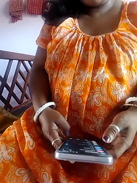 Snapshot of Cute-Swewty chatting on February 16, 5:36 am Cute-Swewty online show from February 16, 5:36 am