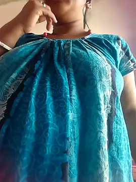 Snapshot of Cute-Swewty chatting on February 26, 6:45 am Cute-Swewty online show from February 26, 6:45 am