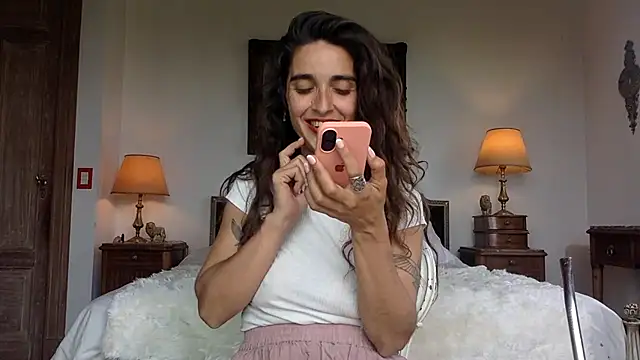 Snapshot of venuslibre chatting on October 5, 3:43 pm venuslibre online show from October 5, 3:43 pm