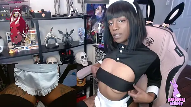 Snapshot of bunniikimi chatting on November 10, 2:27 pm bunniikimi online show from November 10, 2:27 pm