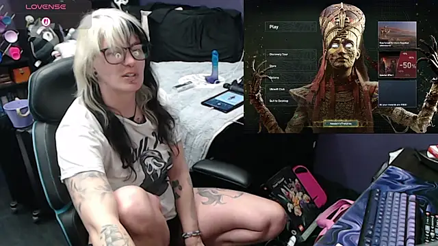 Snapshot of oddywithabody chatting on February 28, 6:25 am oddywithabody online show from February 28, 6:25 am