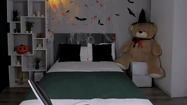 Snapshot of AnoraDark chatting on October 26, 12:44 pm AnoraDark online show from October 26, 12:44 pm