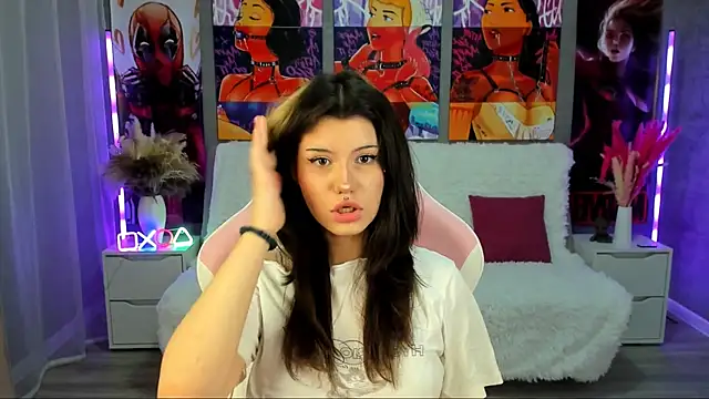 Snapshot of AnoraDark chatting on November 24, 1:00 pm AnoraDark online show from November 24, 1:00 pm