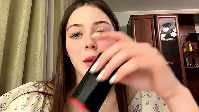 Adel strongwoman online show from February 20, 5:13 pm