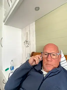 philefc online show from September 23, 9:01 am