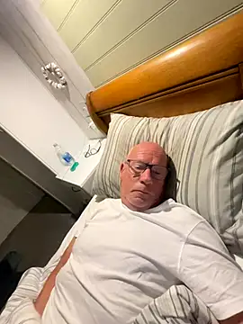 philefc online show from September 26, 7:23 am