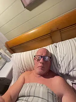 philefc online show from October 15, 8:31 pm