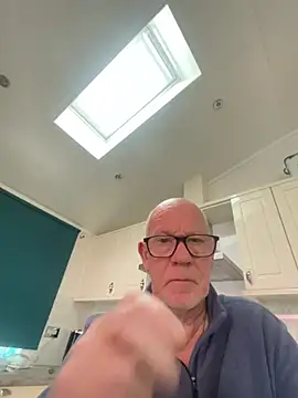 philefc online show from January 11, 9:47 am