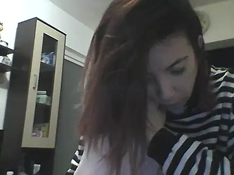 Anayssa  online show from February 28, 9:05 pm