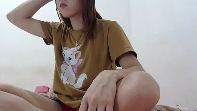 Dolly Peach  online show from January 16, 7:51 pm