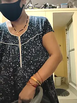 Snapshot of Gk_99999 chatting on February 26, 2:21 am Gk 99999 online show from February 26, 2:21 am