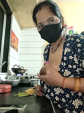 Snapshot of Gk_99999 chatting on March 2, 1:30 am Gk 99999 online show from March 2, 1:30 am