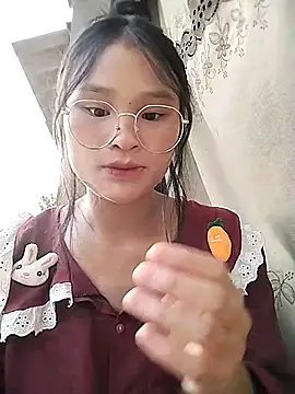 saronla 03 online show from October 11, 9:30 am