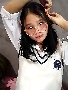 saronla 03 online show from November 29, 2:47 am