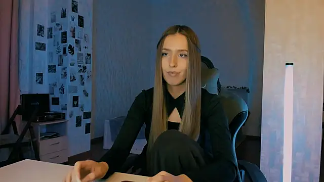 yourrdanceteacher online show from December 13, 8:36 pm