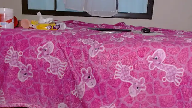 Snapshot of diamondirtyastrid chatting on November 2, 2:41 pm diamondirtyastrid online show from November 2, 2:41 pm