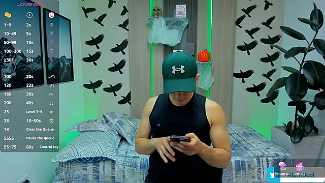 Snapshot of alan_nd_kevin chatting on October 6, 7:00 pm alan nd kevin online show from October 6, 7:00 pm