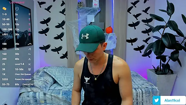 Snapshot of alan_nd_kevin chatting on October 15, 7:03 pm alan nd kevin online show from October 15, 7:03 pm