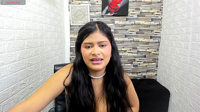 Snapshot of Phattycole chatting on December 3, 12:14 pm Phattycole online show from December 3, 12:14 pm