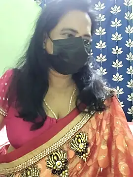 mallu-lover online show from November 1, 3:25 pm