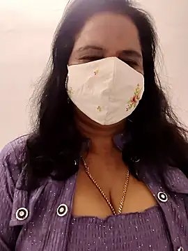 mallu-lover online show from January 14, 6:35 pm