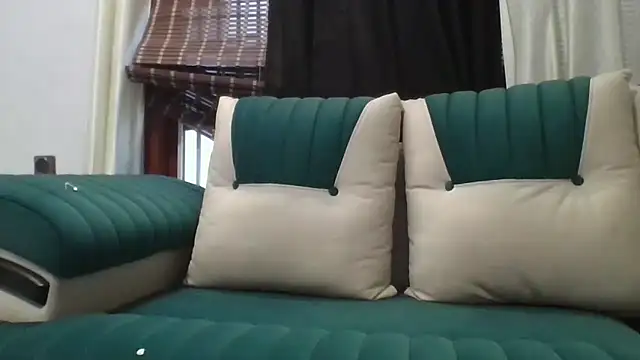 Snapshot of mallu-lover chatting on June 1, 12:07 pm mallu-lover online show from June 1, 12:07 pm