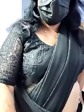 Snapshot of mallu-lover chatting on June 13, 5:49 am mallu-lover online show from June 13, 5:49 am