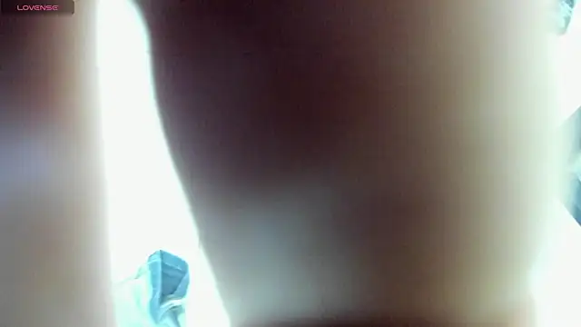 ALISSON BARKER online show from December 4, 12:14 pm