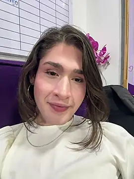 Snapshot of Lilith_Sex12 chatting on July 3, 3:13 am Lilith Sex12 online show from July 3, 3:13 am