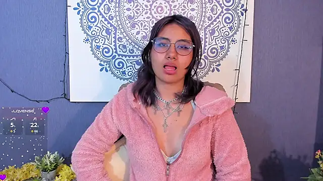 Snapshot of Nova_allen chatting on September 12, 11:48 pm Nova allen online show from September 12, 11:48 pm