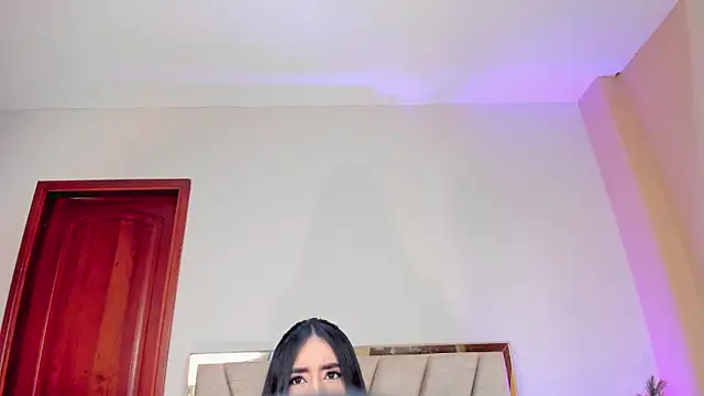 SerenaAveline online show from November 1, 6:54 pm