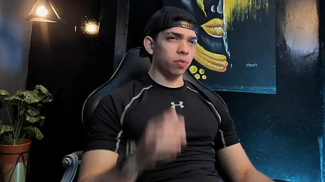 Eryonbradley online show from November 18, 11:36 am