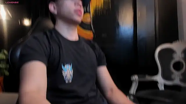 Eryonbradley online show from November 29, 11:24 am