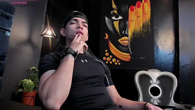 Eryonbradley online show from January 10, 11:23 am