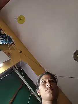 Snapshot of Sonam_pandeyji chatting on May 24, 10:59 pm Sonam pandeyji online show from May 24, 10:59 pm