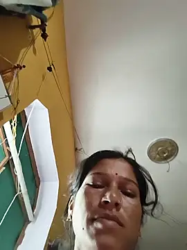 Snapshot of Sonam_pandeyji chatting on June 30, 12:00 am Sonam pandeyji online show from June 30, 12:00 am