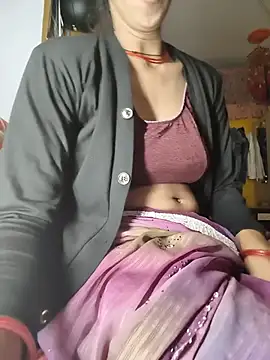 Snapshot of Sonam_pandeyji chatting on August 4, 3:36 pm Sonam pandeyji online show from August 4, 3:36 pm