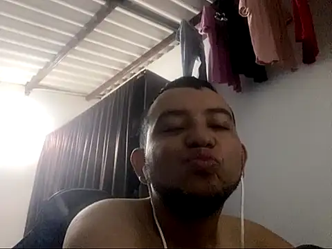 SexIngenieur online show from November 20, 10:15 am