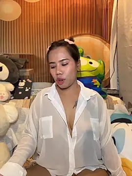 Snapshot of Kath_C chatting on June 7, 6:06 am Kath C online show from June 7, 6:06 am