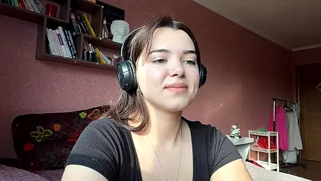 PUP PUP Sea online show from October 11, 7:07 am