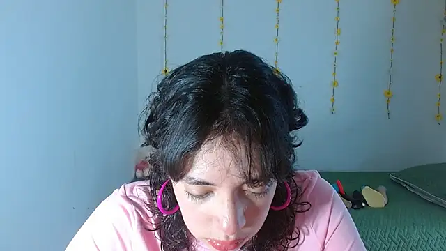 sajecrismaa online show from January 6, 4:21 pm