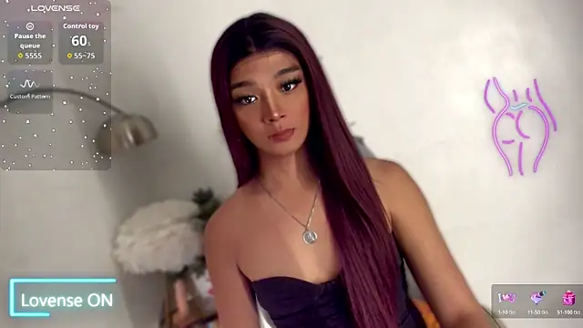 Snapshot of TrinityFucksYou chatting on October 27, 3:16 pm TrinityFucksYou online show from October 27, 3:16 pm