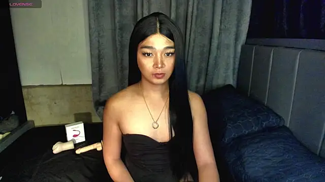 Snapshot of TrinityFucksYou chatting on June 1, 4:41 pm TrinityFucksYou online show from June 1, 4:41 pm