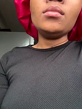 BaddestAss22 online show from December 21, 5:36 am