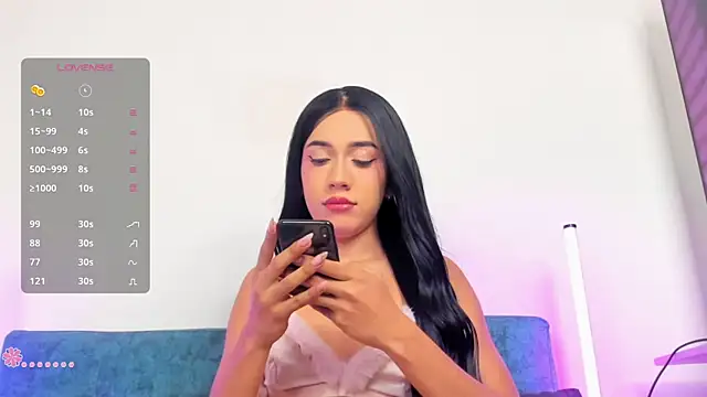 Snapshot of KristallSwan chatting on July 12, 7:49 pm KristallSwan online show from July 12, 7:49 pm