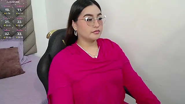 heluejamil online show from October 27, 8:02 pm