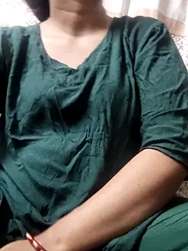 Cute pinkii online show from March 9, 7:40 pm