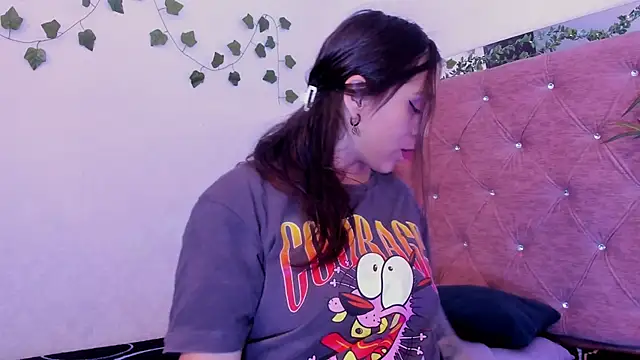 JulianaCarter online show from May 2, 8:03 pm