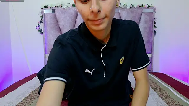 Snapshot of lana_and_liam_ chatting on October 17, 10:18 am lana and liam online show from October 17, 10:18 am